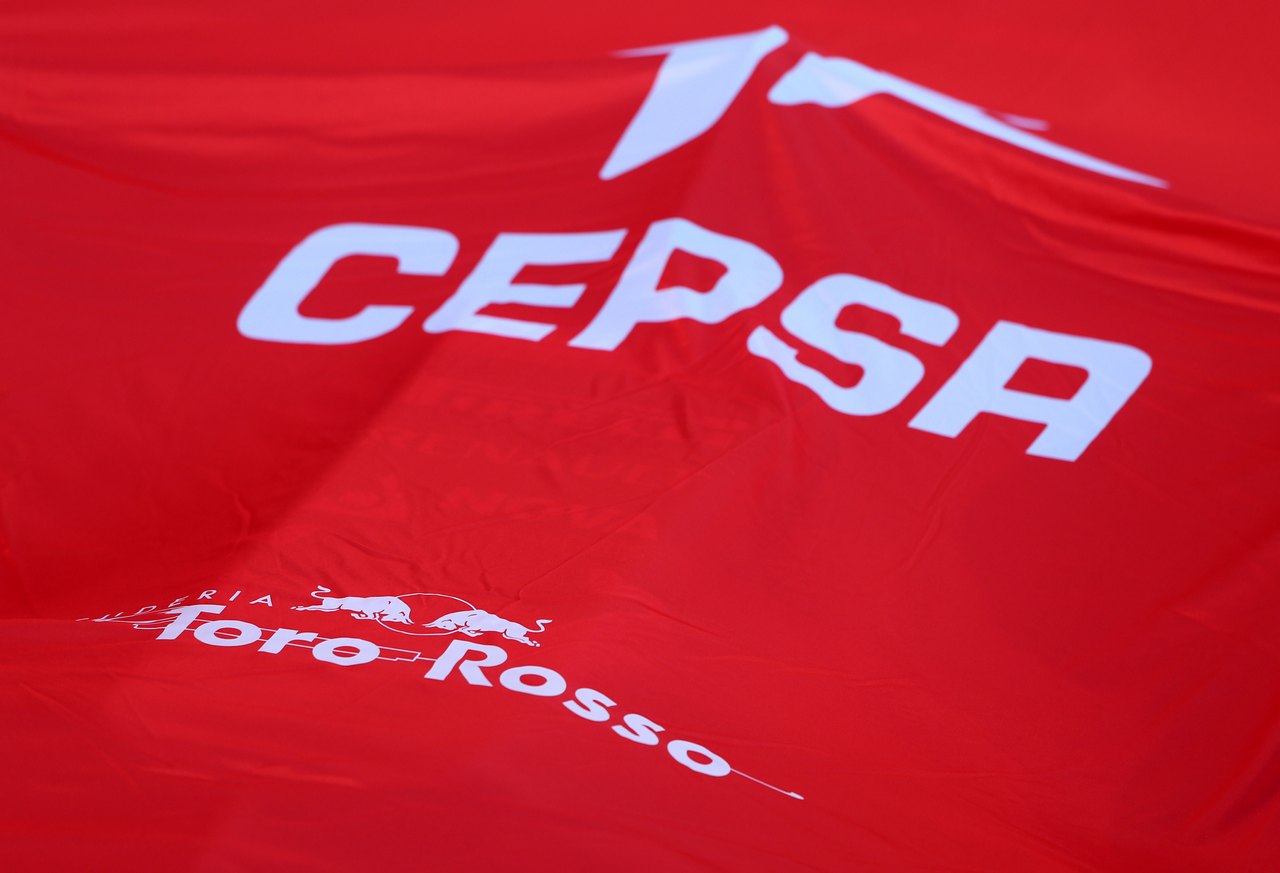 Scuderia Toro Rosso 
27.01.2014. Formula One Testing, Preparations, Jerez, Spain.