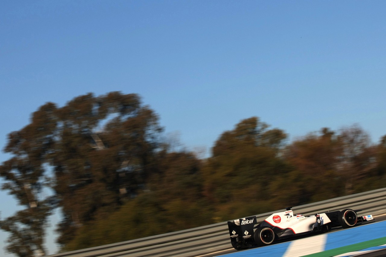 10.02.2012 Jerez, Spain,
Kamui Kobayashi (JAP), Sauber F1 Team   - Formula 1 Testing, day 4 - Formula 1 World Championship 