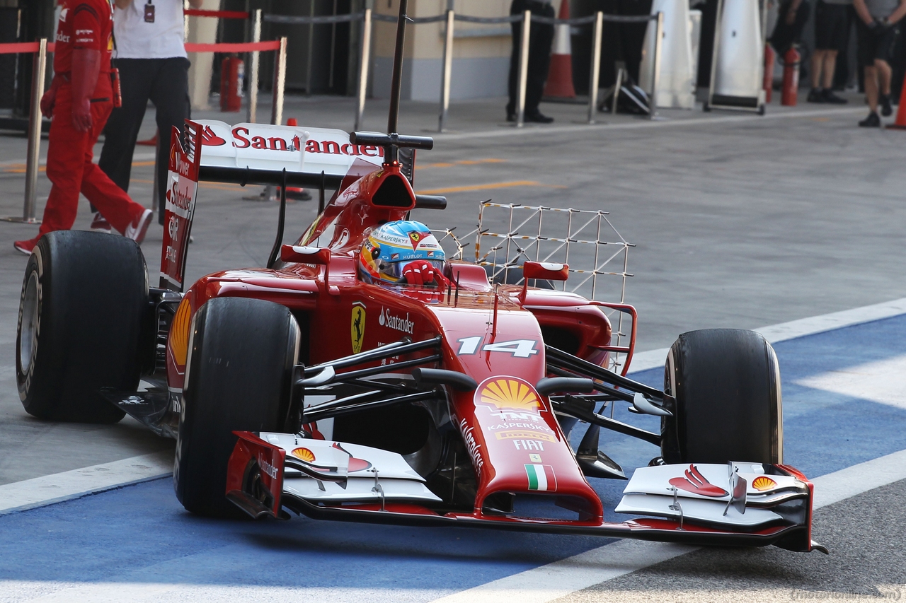 Fernando Alonso (ESP) Ferrari F14-T running sensor equipment.
19.02.2014. Formula One Testing, Bahrain Test One, Day One, Sakhir, Bahrain.