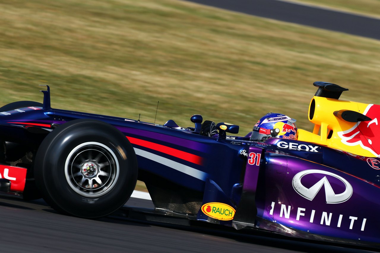 Daniel Ricciardo (AUS) Red Bull Racing RB9 Test Driver.
