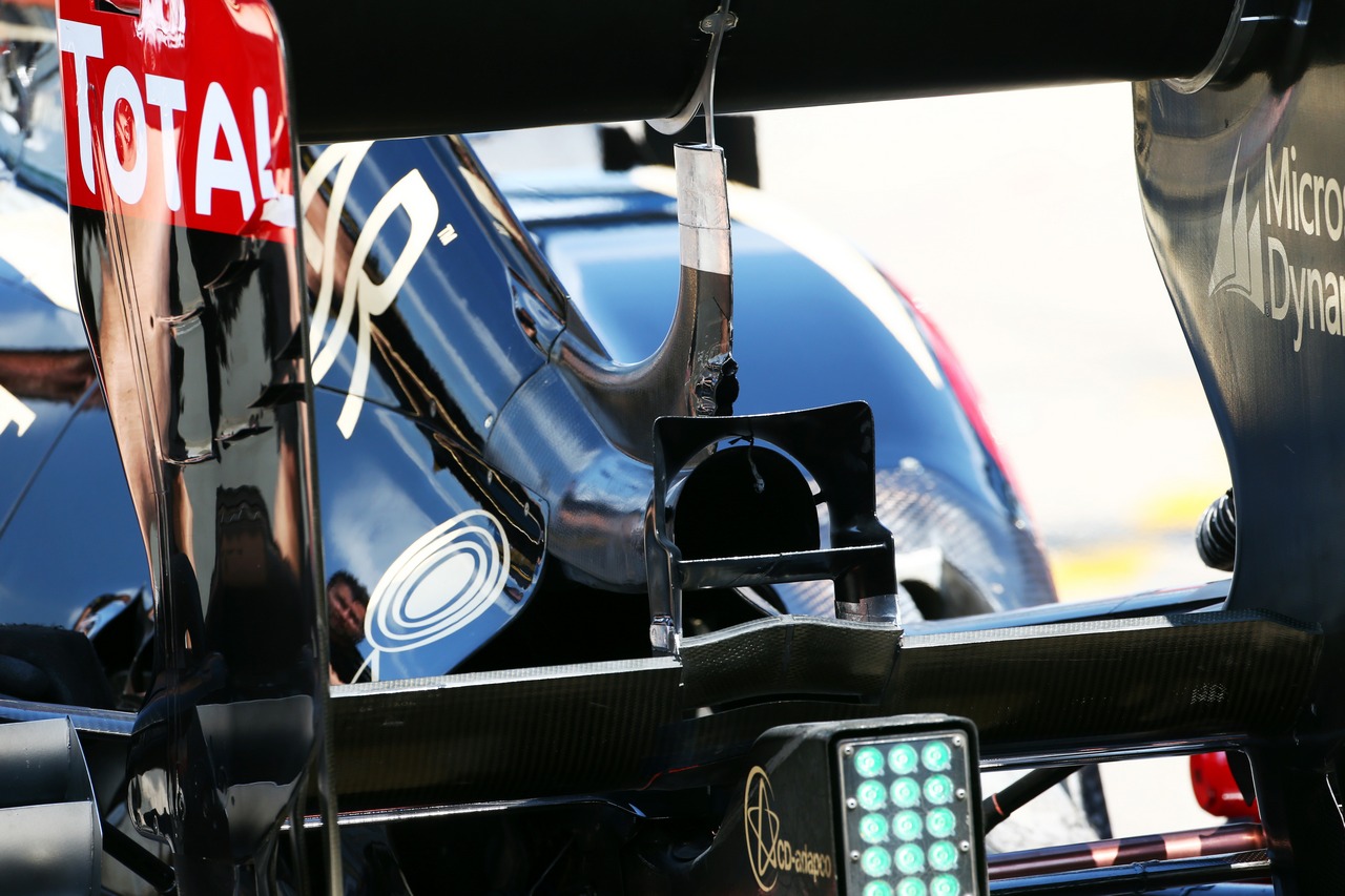 Lotus F1 E21 rear wing detail.
