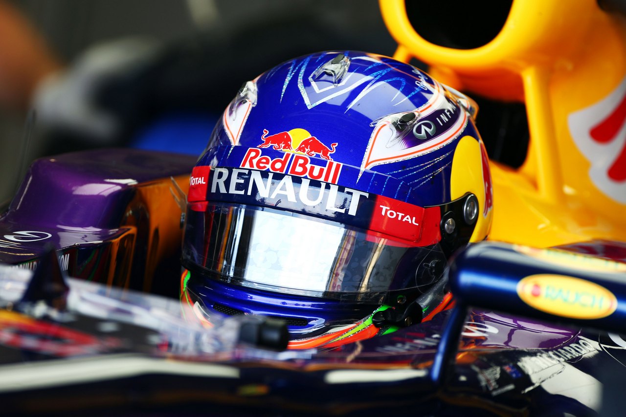 Daniel Ricciardo (AUS) Red Bull Racing RB9 Test Driver.
