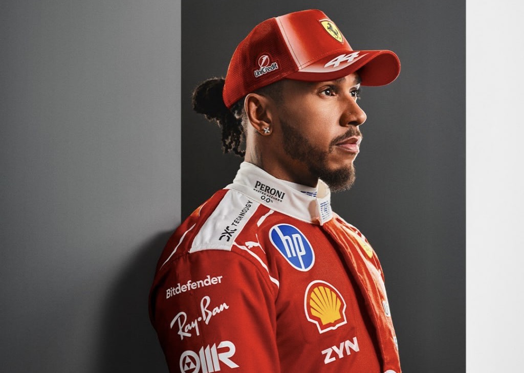 TUTE E CASCHI FERRARI 2026