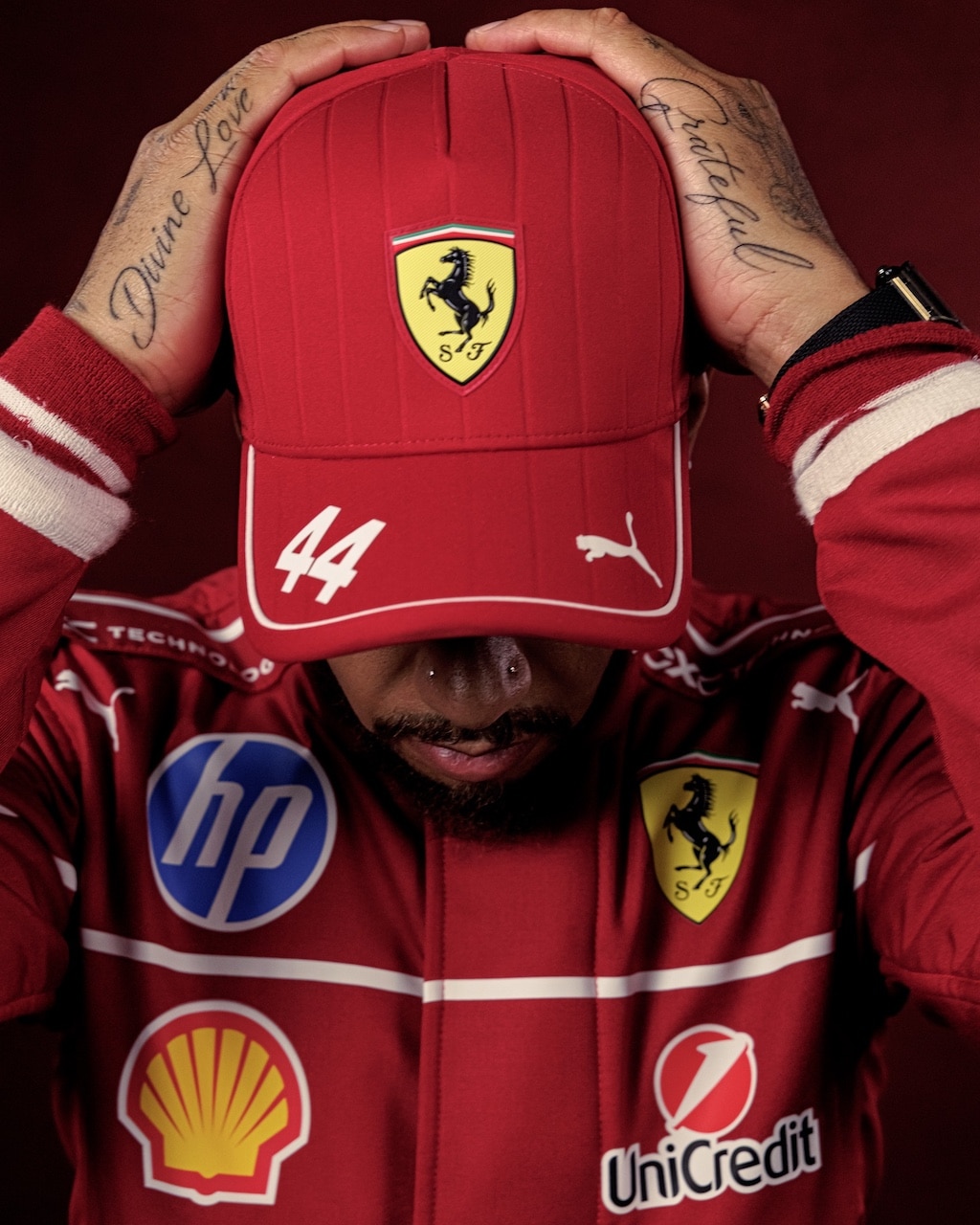 TUTE FERRARI 2025 HAMILTON LECLERC