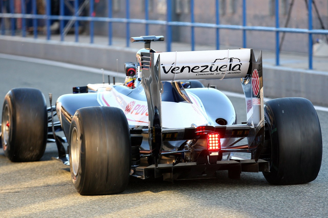 07.02.2012 Jerez, Spain,
Pastor Maldonado (VEN), Williams F1 Team rear - Formula 1 Testing, day 1 - Formula 1 World Championship 