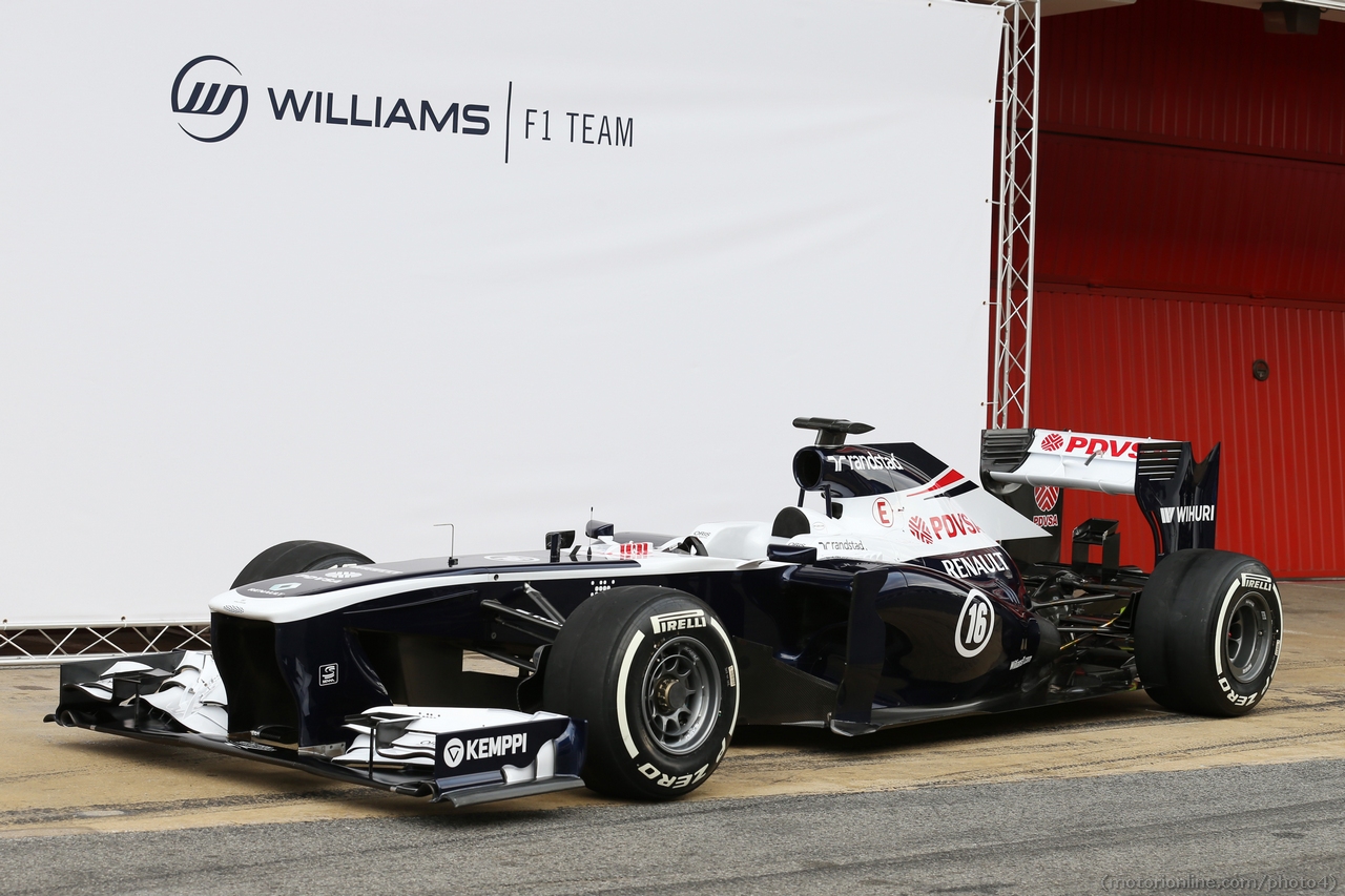 The new Williams FW35 is unveiled.
