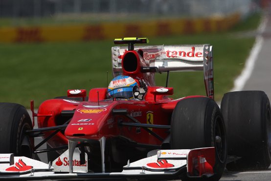 La Ferrari conferma una nuova configurazione degli scarichi