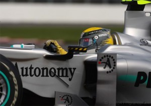 Mercedes: Brawn nega di non voler fornire motori alla Red Bull