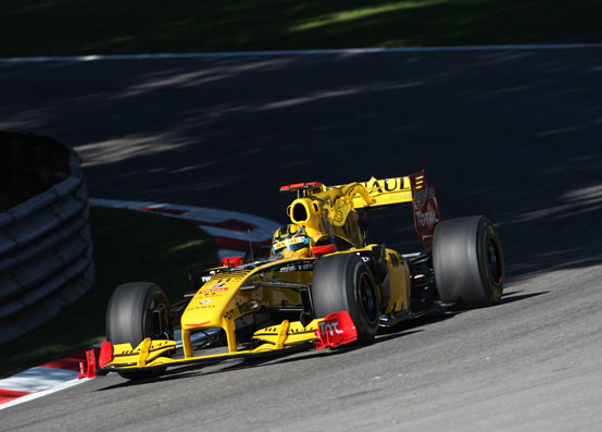 Renault: Kubica e Petrov sperano di migliorare la vettura a Monza