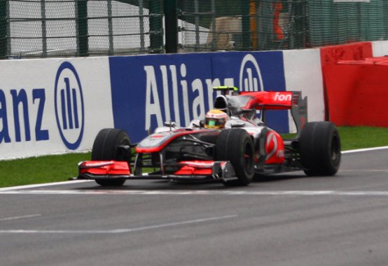 La McLaren modifica il fondo in vista di Monza