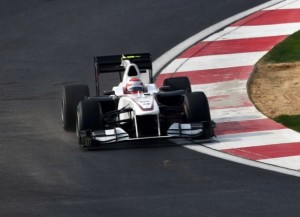 Sauber F1: Problemi di gomme per Kobayashi e Heidfeld nelle libere di Yeongam