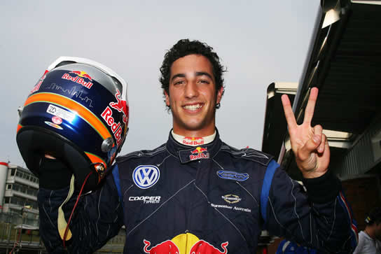 Red Bull conferma Ricciardo per i test dei giovani piloti