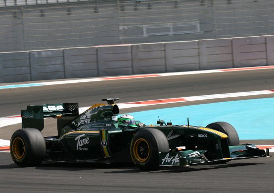 Team Lotus valuta se mantenere la livrea verde nel 2011