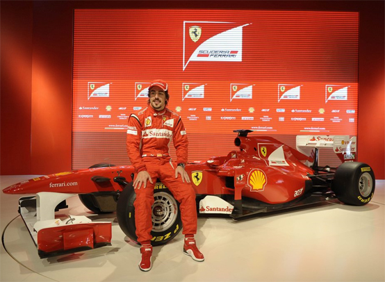 Ferrari F150 in pista con Alonso a Fiorano