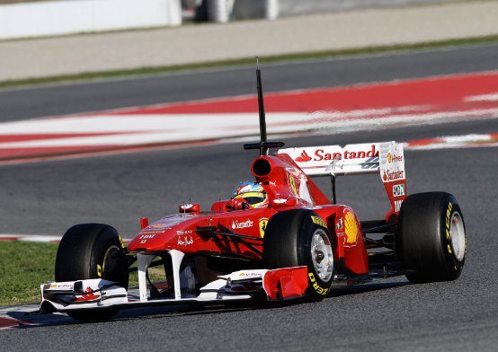 Ferrari: Alcuni problemi nella seconda giornata a Barcellona