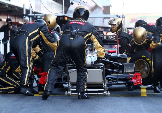 Lotus Renault F1: Prove di pitstop per Heidfeld e Petrov