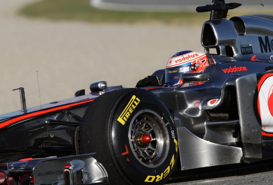 Whitmarsh: “McLaren non esclude la progettazione di un motore da F1”