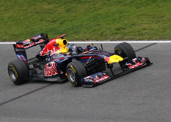 Test a Barcellona: Red Bull ancora al comando con Vettel