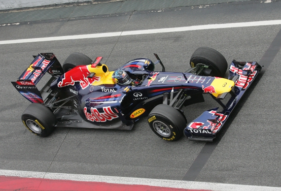 Vettel and Red Bull close to renewal until 2014