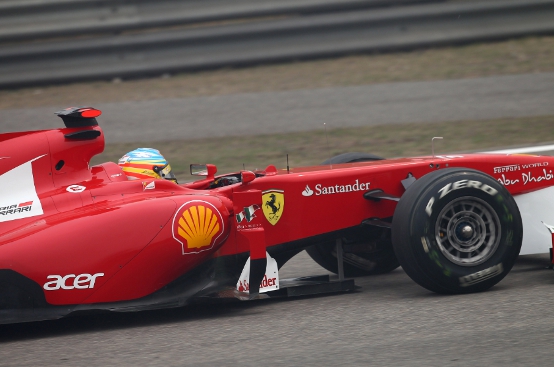 Ferrari: Alonso rallentato da un problema idraulico nelle libere in Cina