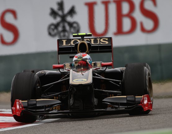 GP Cina, Lotus Renault: Petrov chiude la top ten della griglia. Per Heidfeld partenza dalle retrovie
