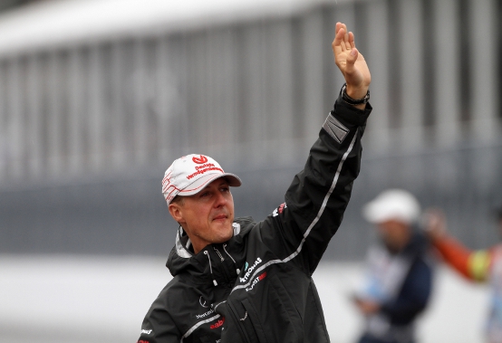 Brawn: “Non ci sono ancora trattative sul rinnovo di Schumacher”