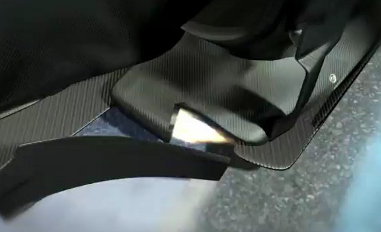 Pirelli Video 3D: L’impatto degli scarichi sulle gomme