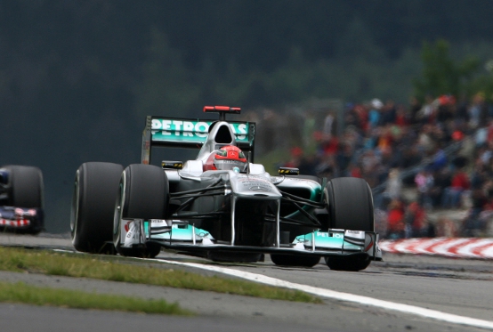 Schumacher: “Mercedes nella giusta direzione al Nurburgring”