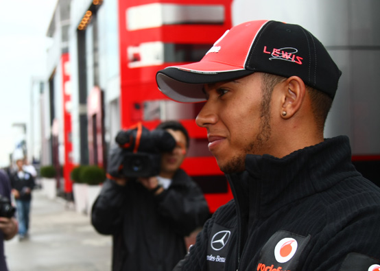 Lewis Hamilton: “Nella pausa estiva mi riposerò e mi rigenererò”