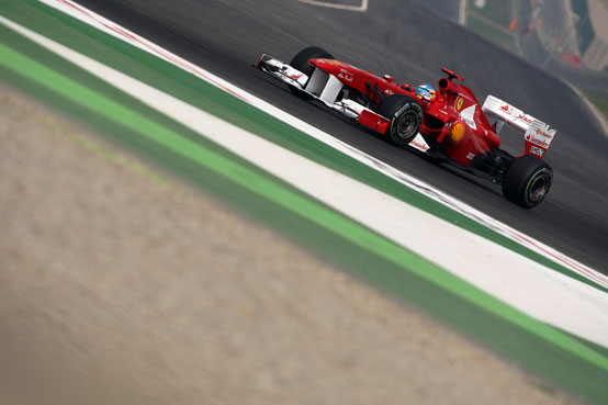 Ferrari: Alonso sul podio in India, Massa ritirato