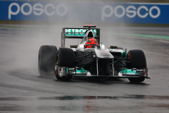 Mercedes GP: Incidente per Rosberg in Corea, Schumacher primo nelle Libere 1