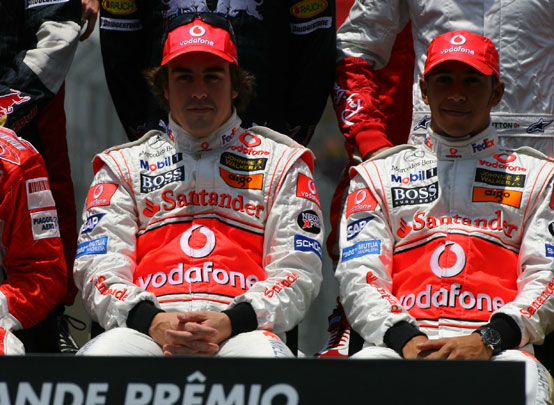 Whitmarsh: “Hamilton ha distrutto Alonso ma ha sottovalutato Button”