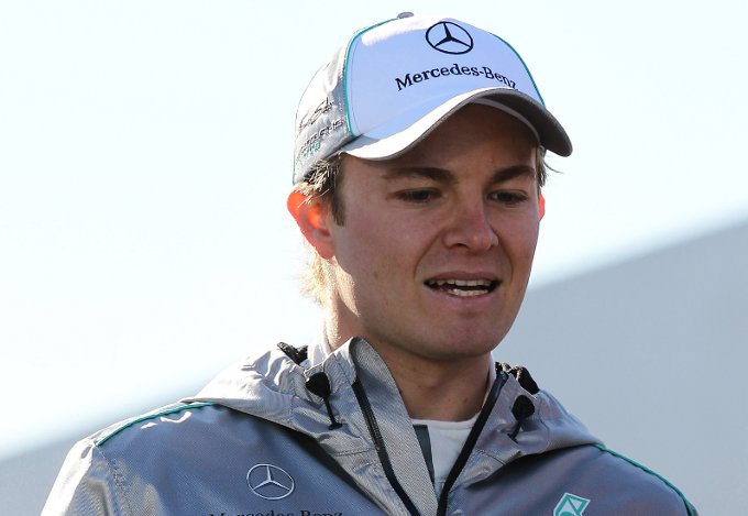 Nico Rosberg non è preoccupato dai progressivi miglioramenti di Michael Schumacher