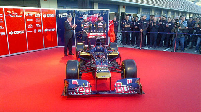 Toro Rosso STR7: svelata la nuova vettura di F1 del team di Faenza