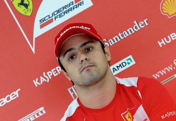 Felipe Massa a Maranello: “La squadra è al mio fianco”