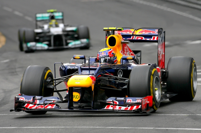 La FIA deciderà sul fondo forato della Red Bull prima del Canada