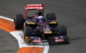 Scuderia Toro Rosso alla ricerca di maggiore velocità sul circuito cittadino di Valencia