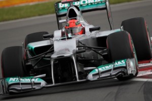 Pirelli, Paul Hembery: “Schumacher è un serio candidato alla pole di Valencia”