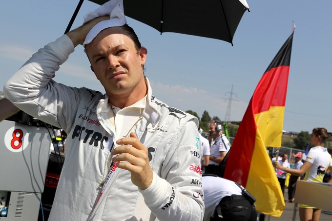 Rosberg: “Abbiamo raggiunto la zona punti, ma non abbiamo ancora ritmo”