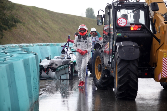 Schumacher spiega l’incidente: “Non è stato aquaplaning”