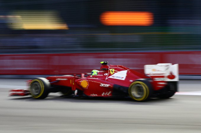 Ferrari, Felipe Massa: “Senna mi ha spinto verso il muro”