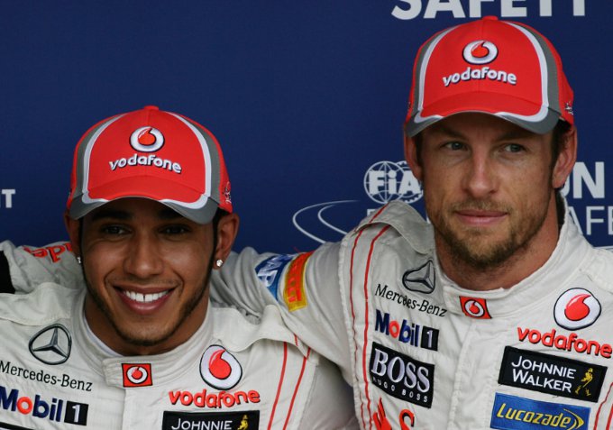 McLaren, Jenson Button: “Domani io e Lewis lotteremo per la vittoria”
