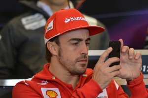 La Ferrari limita l’attività di Alonso sui social media