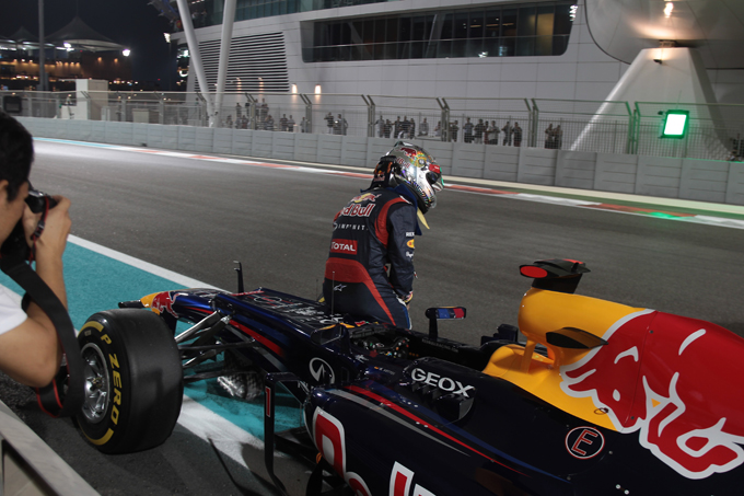 GP Abu Dhabi, i commissari indagano sullo stop di Vettel