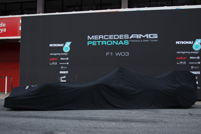 Mercedes: la nuova F1 sarà presentata il 4 febbraio