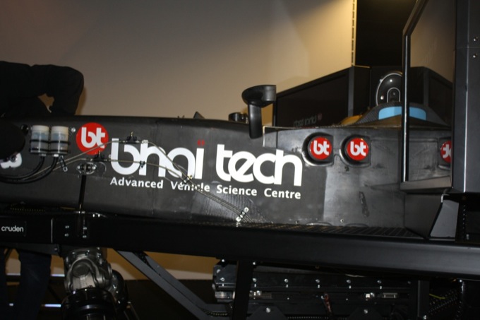 Simulatore Bhai Tech, la scienza applicata alla pista
