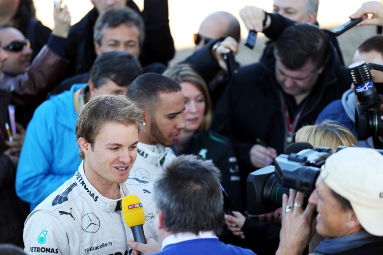 Mercedes W04, Rosberg: “A inizio stagione dovremo recuperare il gap del 2012”