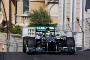 Rosberg: “Sensazione incredibile, ma non dobbiamo montarci la testa”