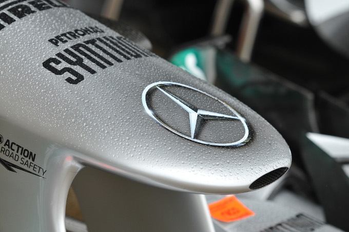 La Mercedes si offre volontaria per saltare i test per i giovani piloti
