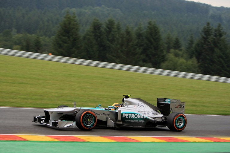 Mercedes, Hamilton: “Sono ottimista per la gara”